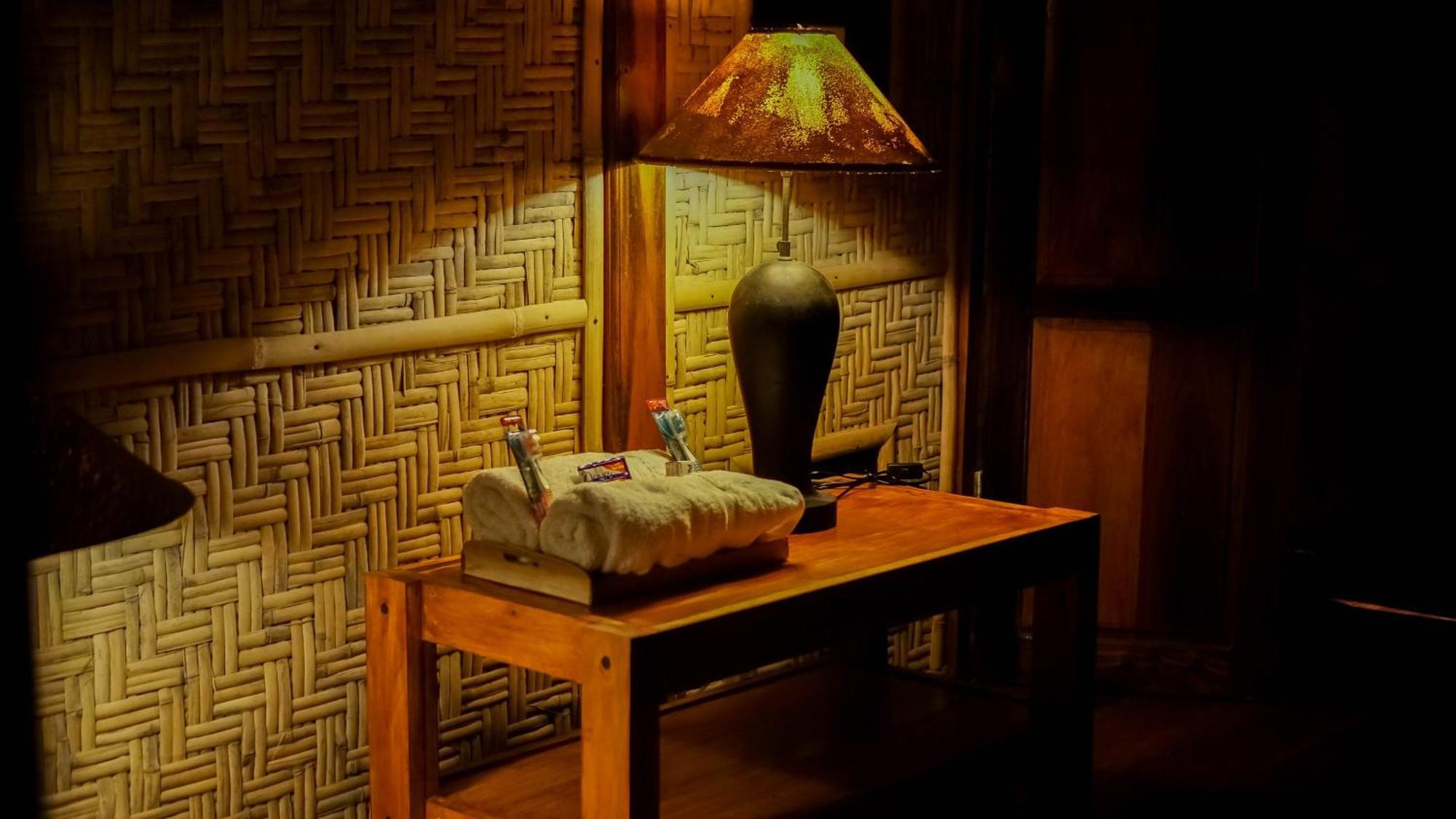 Costa Beach Resort & Club Waingapu Habitación foto